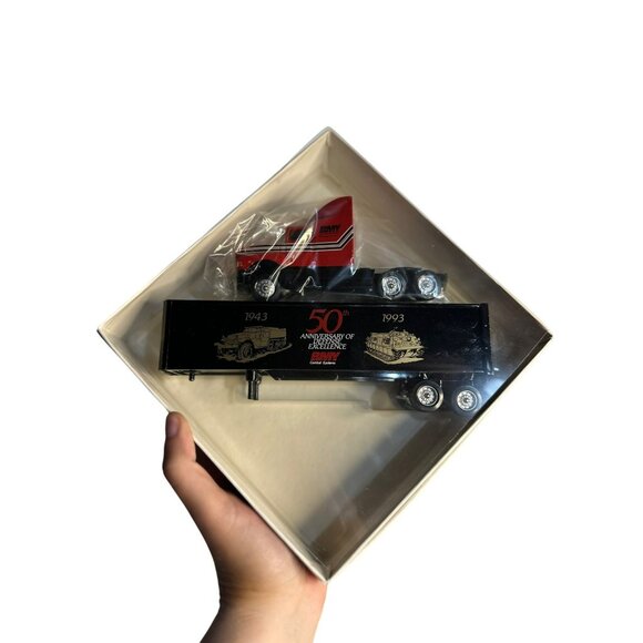 VTG Winross 1993 BMY Combat Systems 50th Anniversary Semi-Truck & Trailer w/ Box - Picture 1 of 5